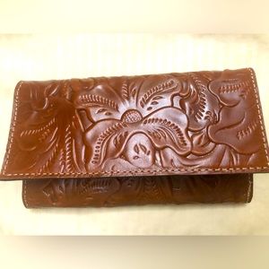 Patricia Nash Terresa Tooled Leather Flap Wallet Color Florence New without tags